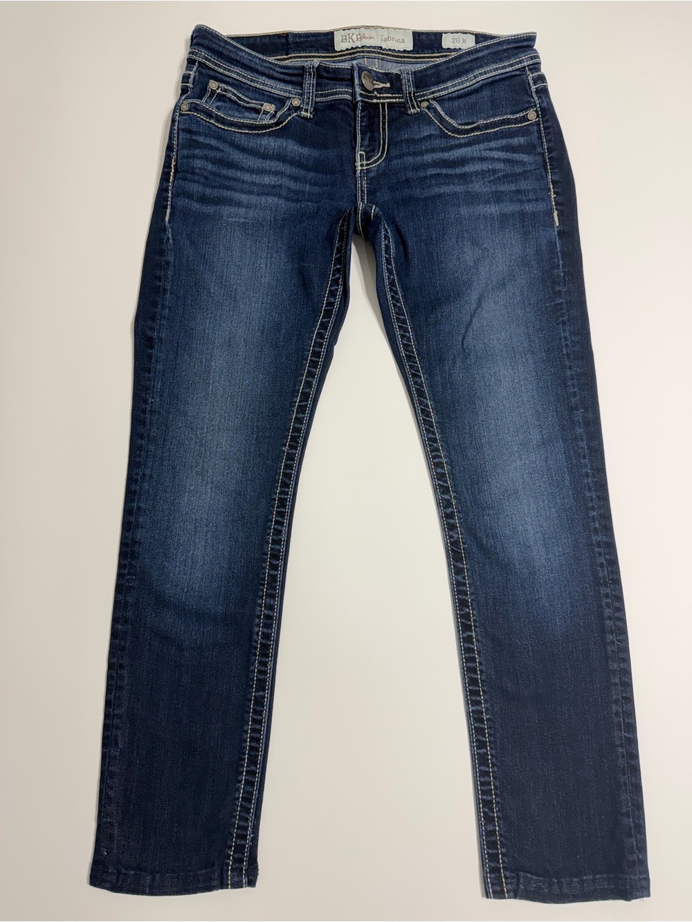 BKE Sabrina Jeans Womens 26 29x25 Dark Wash Low Rise Bootcut Hemmed Petite - Picture 2 of 12